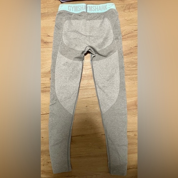 Set GYMSHARK Elite Sports Bra & Flex Leggings Size Small NWOT - Picture 13 of 13